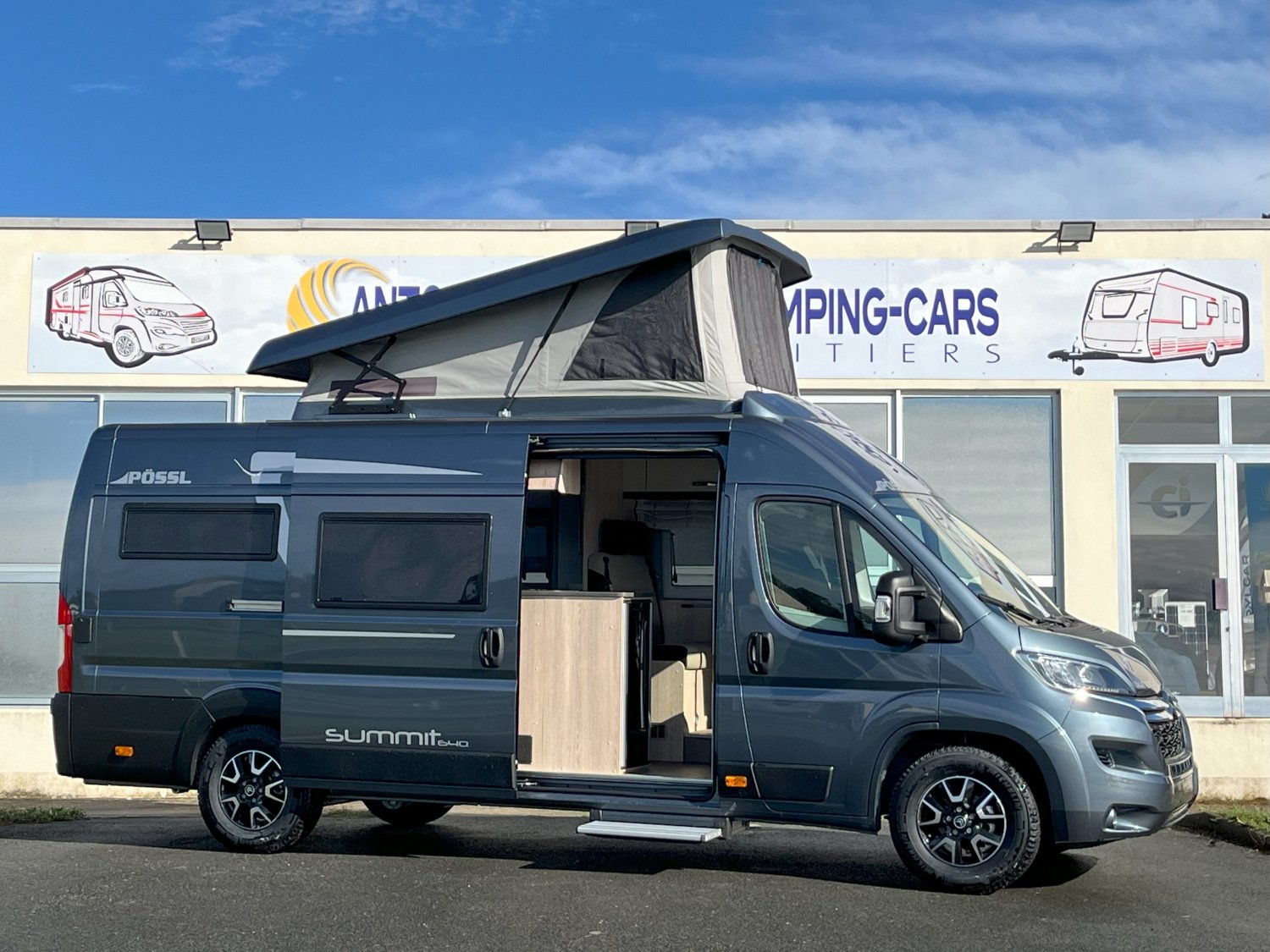 Antoine Caravanes et Camping Car - Possl SUMMIT 640 à 76 938 €